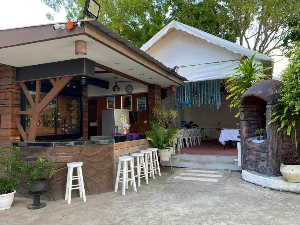 Lorelei Beach Resort Gate Exterior foto
